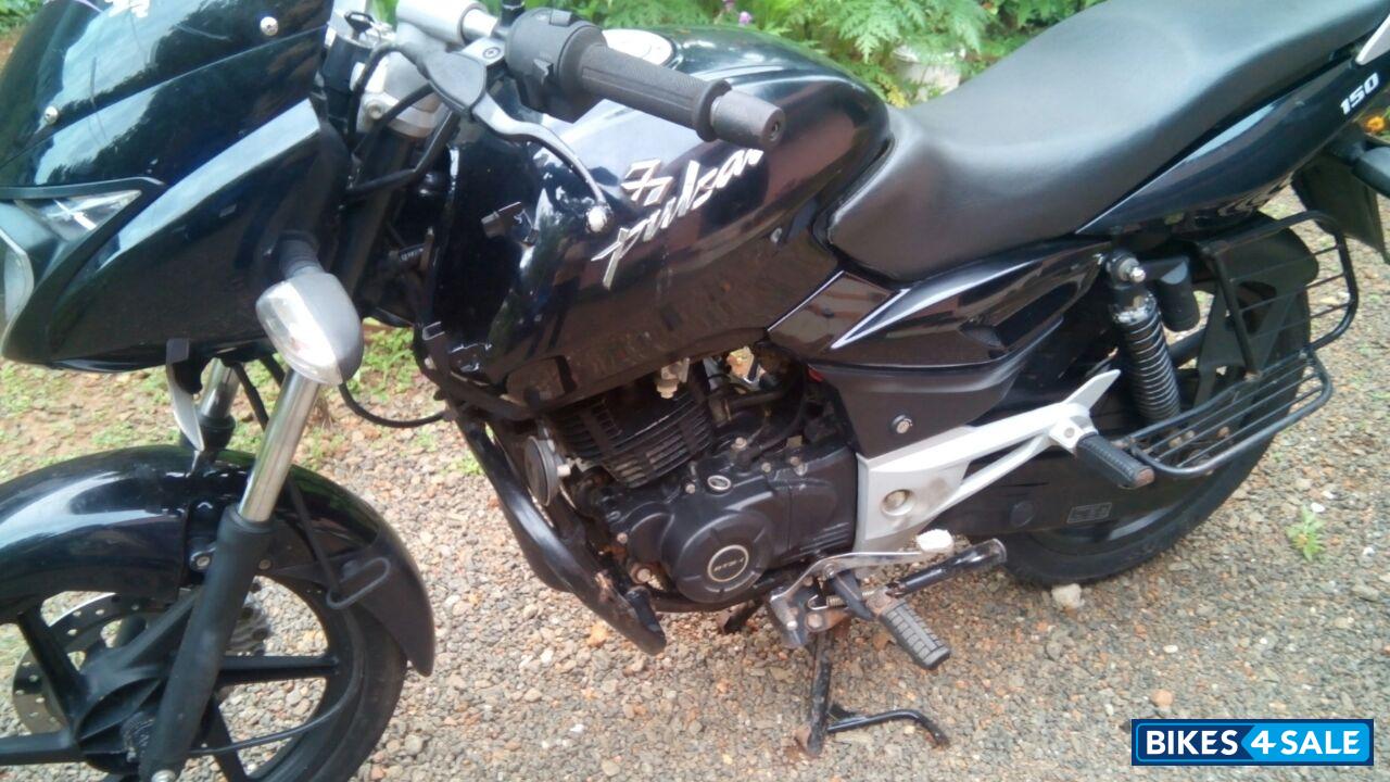 Black Bajaj Pulsar 150 DTSi