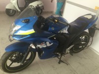 Blue Suzuki Gixxer SF
