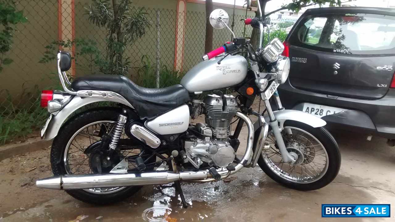 Silver Royal Enfield Thunderbird TwinSpark 350