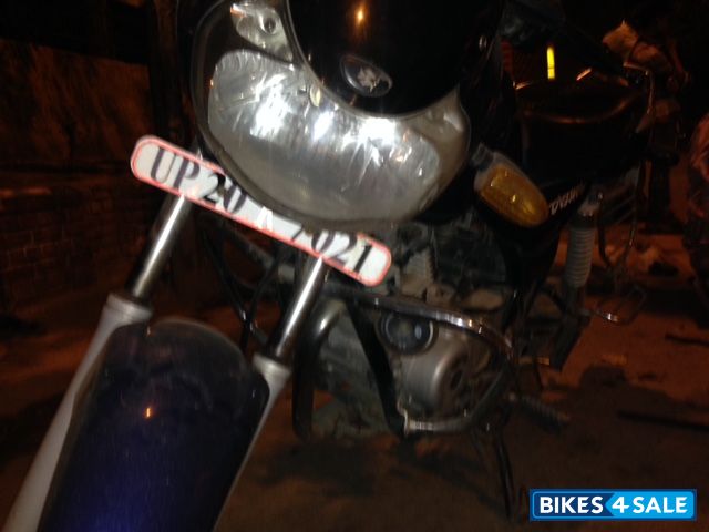 Blue Bajaj Discover 100