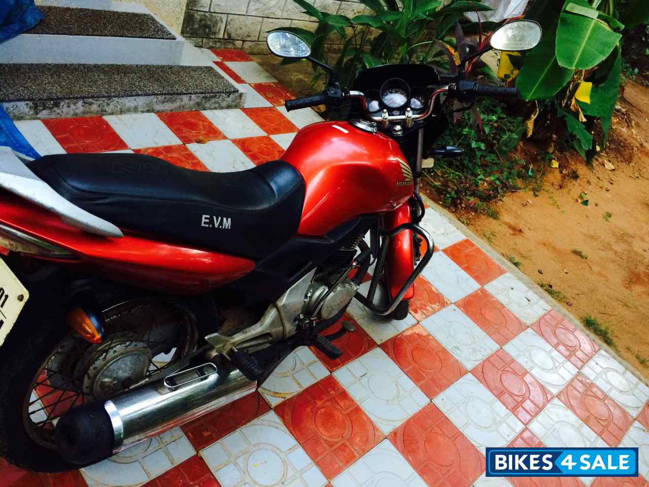 Used 2005 model Honda Unicorn for sale in Trivandrum. ID 131911. Red