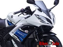 White&blue Yamaha YZF R15 S