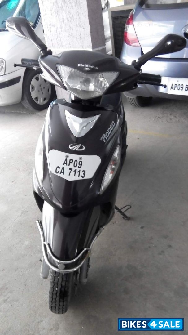 Brown Mahindra Rodeo