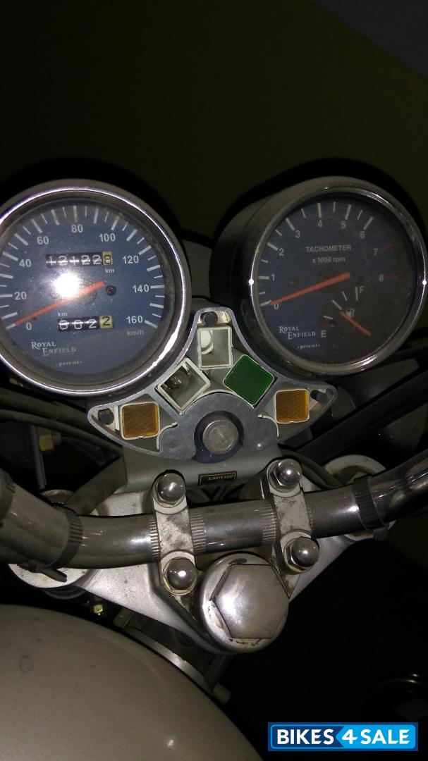 Silver Royal Enfield Thunderbird Silver Royal Enfield Thunderbird