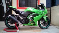 Green Kawasaki Ninja 250R