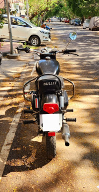 Black Royal Enfield Bullet Standard 350