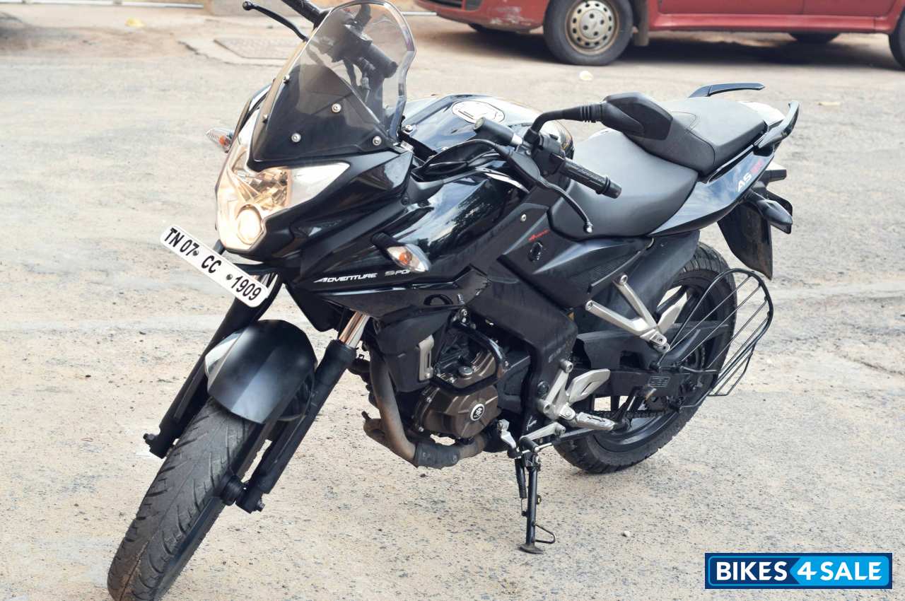 Black Bajaj Pulsar AS 200
