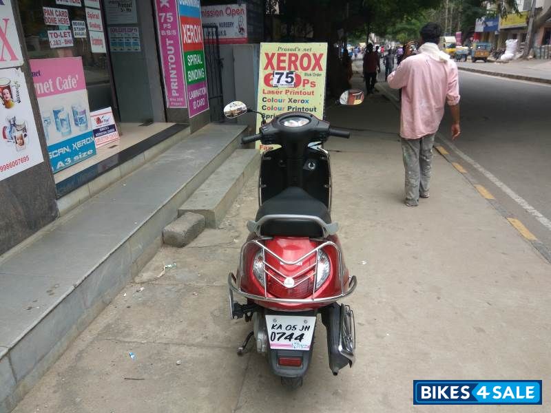 Red Suzuki Access 125