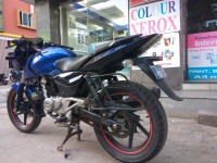 Blue Bajaj Pulsar 180 DTSi