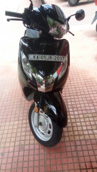 Black Honda Activa 125