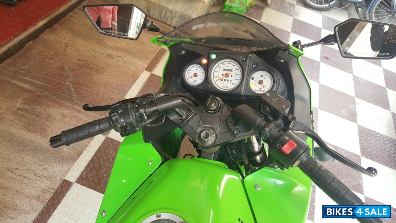 Green Kawasaki Ninja 250R