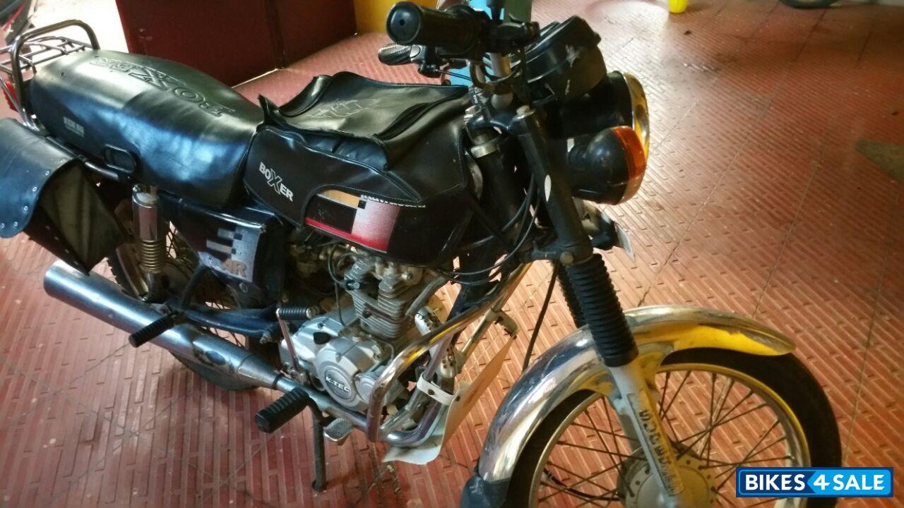 Black Bajaj Boxer