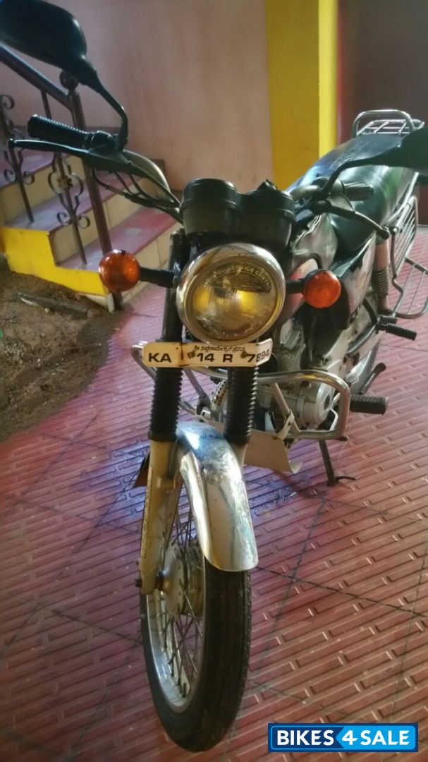 Black Bajaj Boxer