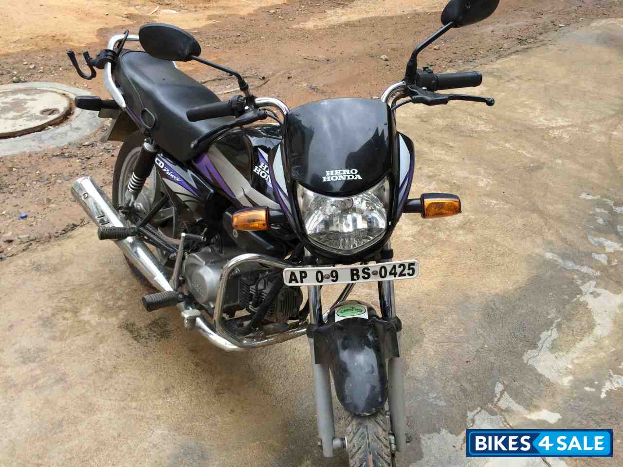 Black Hero CD Deluxe