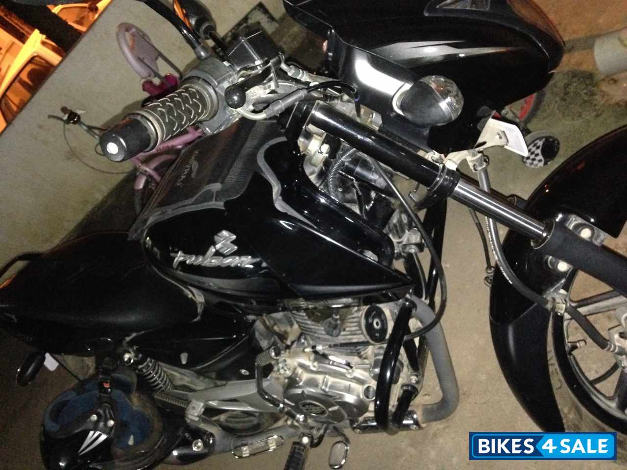 Black Bajaj Pulsar 150 DTSi Black Bajaj Pulsar 150 DTSi