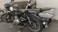 Black Royal Enfield Classic 350
