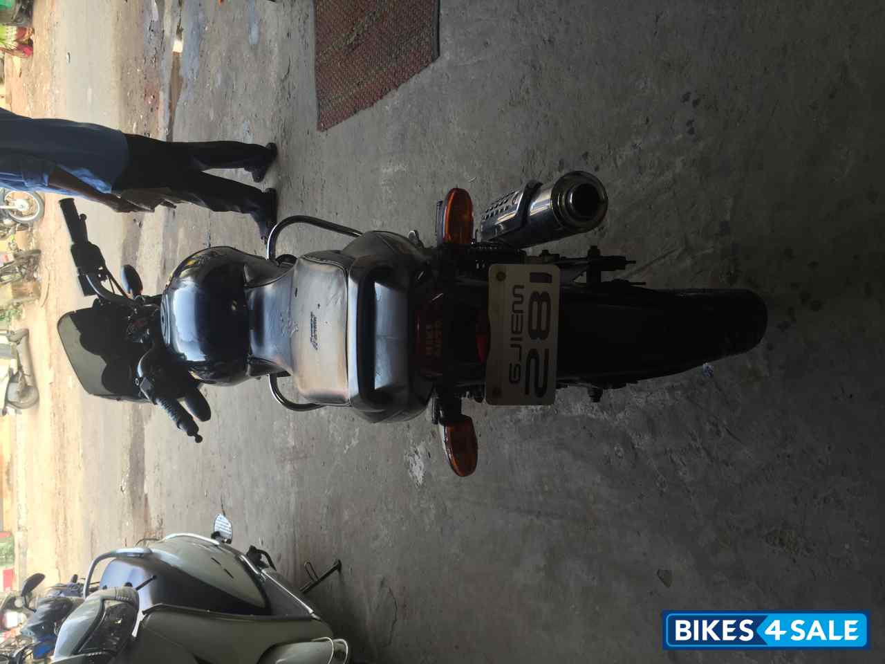 Black Bajaj Pulsar 150 DTSi