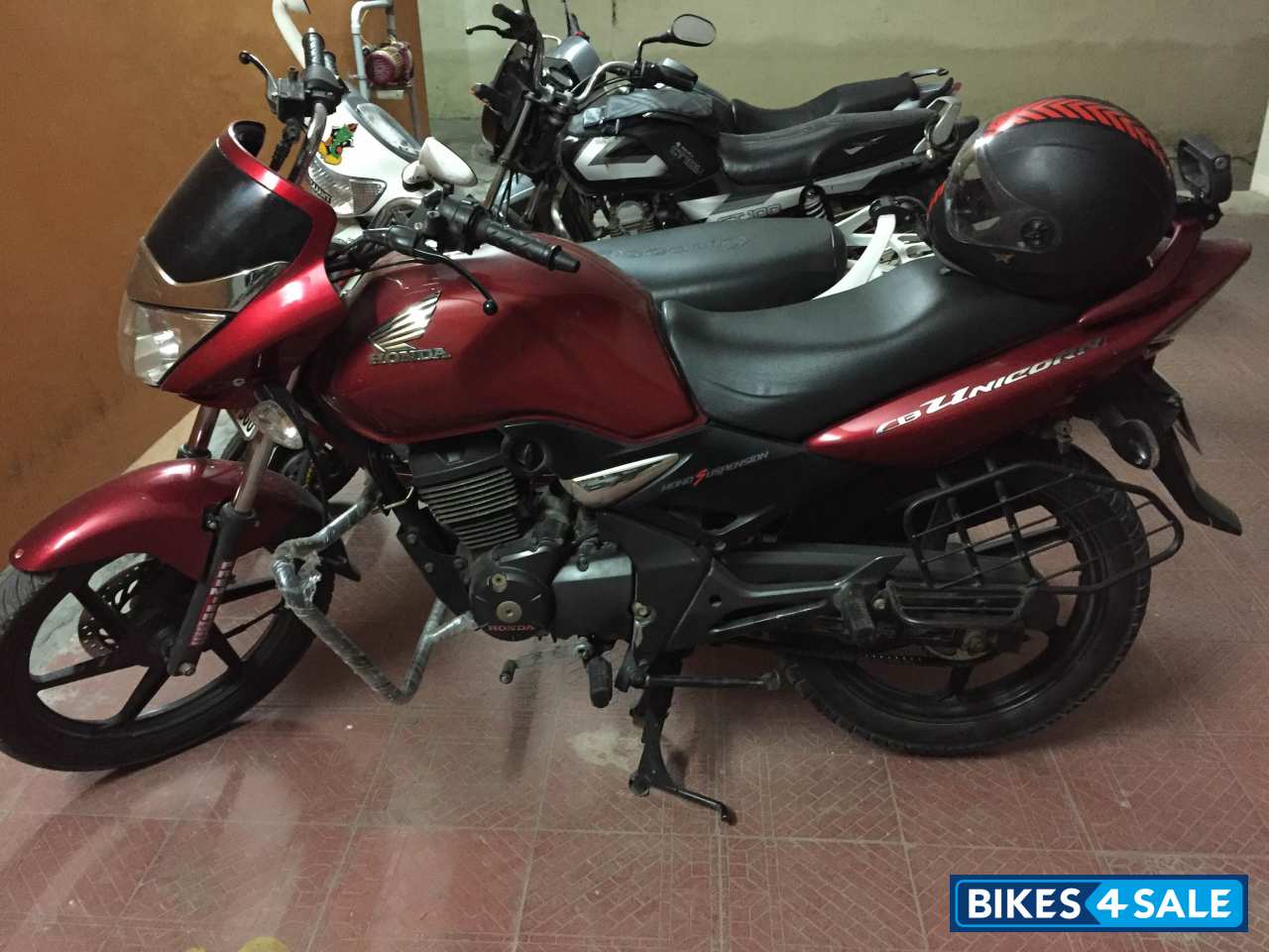 Red Honda CB Unicorn