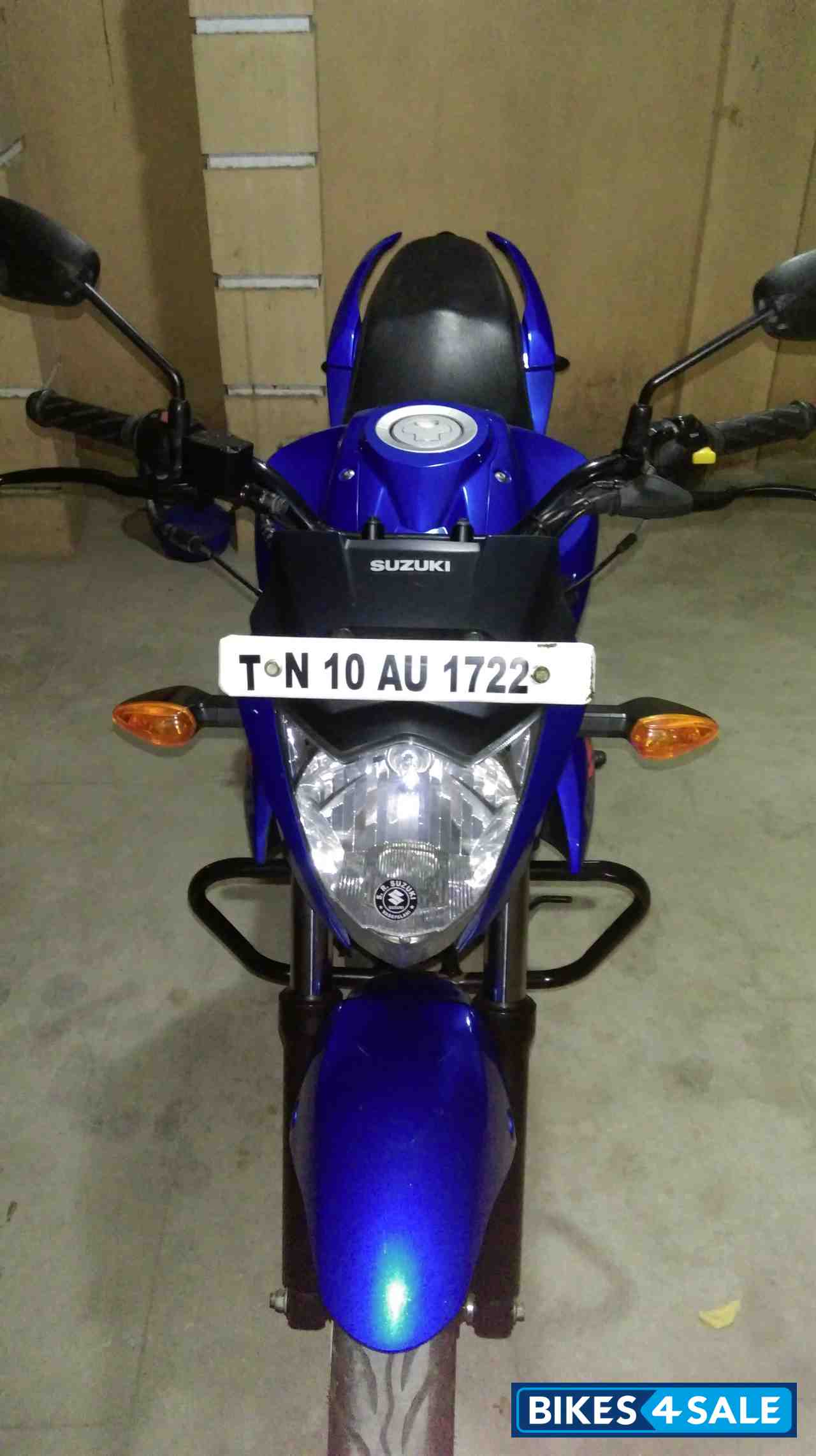 Blue Suzuki Gixxer 150