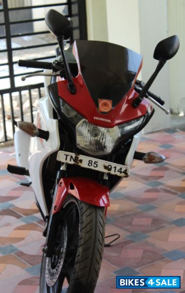 Red And White Honda CBR 150R