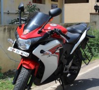 Red And White Honda CBR 150R