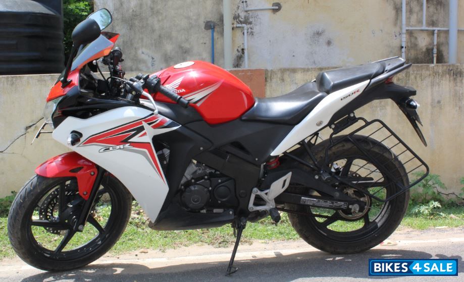 Red And White Honda CBR 150R