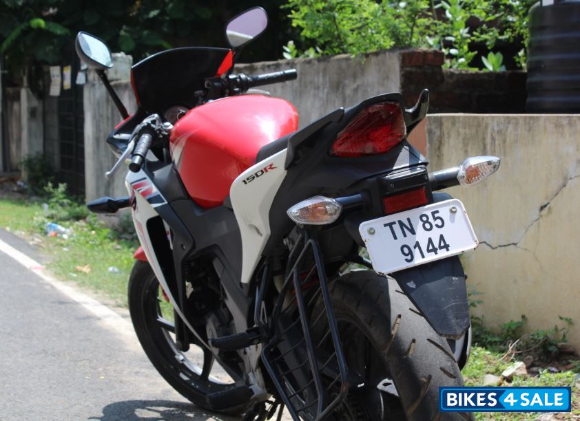 Red And White Honda CBR 150R