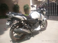 White TVS Apache RTR 160