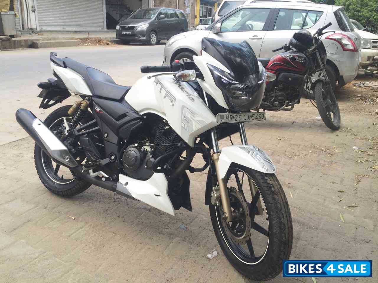Black Suzuki Gixxer 250 BS6