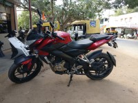 Red Bajaj Pulsar 200 NS