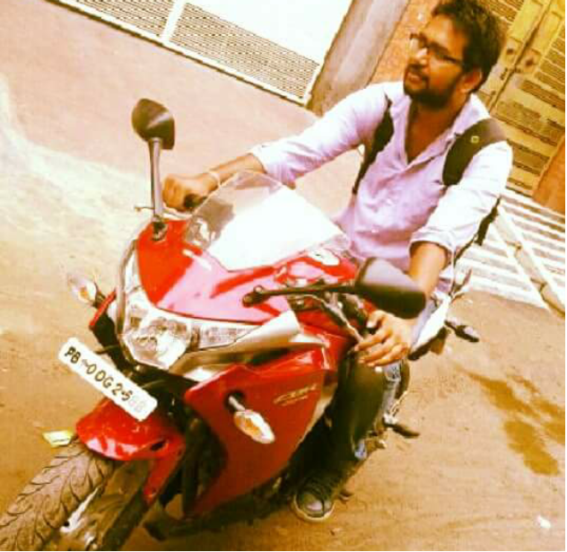 Honda CBR 250R 2011 Model