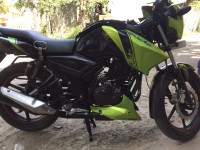 Green TVS Apache RTR 160