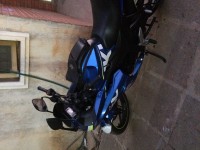 Blue Suzuki Gixxer SF