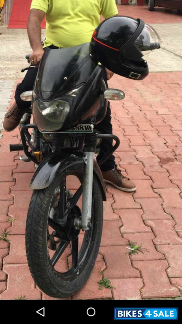 Black Bajaj Pulsar 180 DTSi