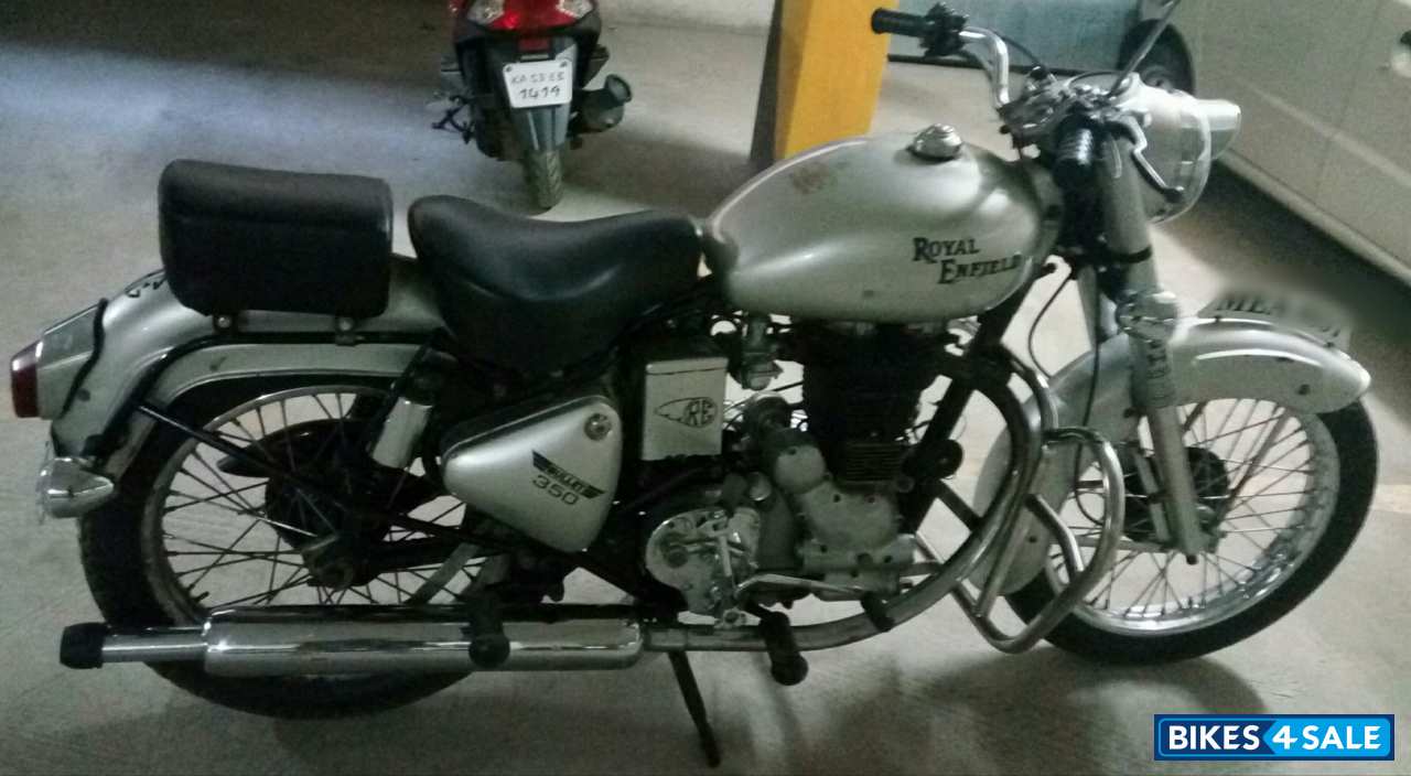 Silver Royal Enfield Vintage Bullet