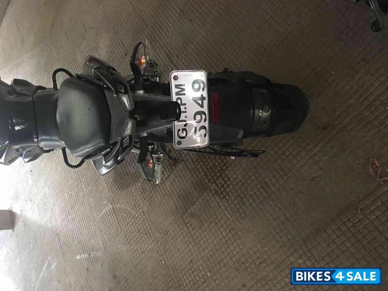 Black Bajaj Pulsar 200 NS