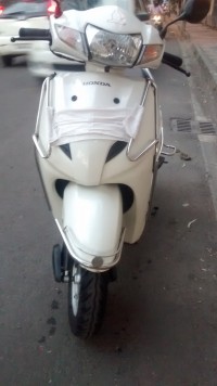 White Honda Activa 3G
