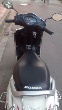 White Honda Activa 3G