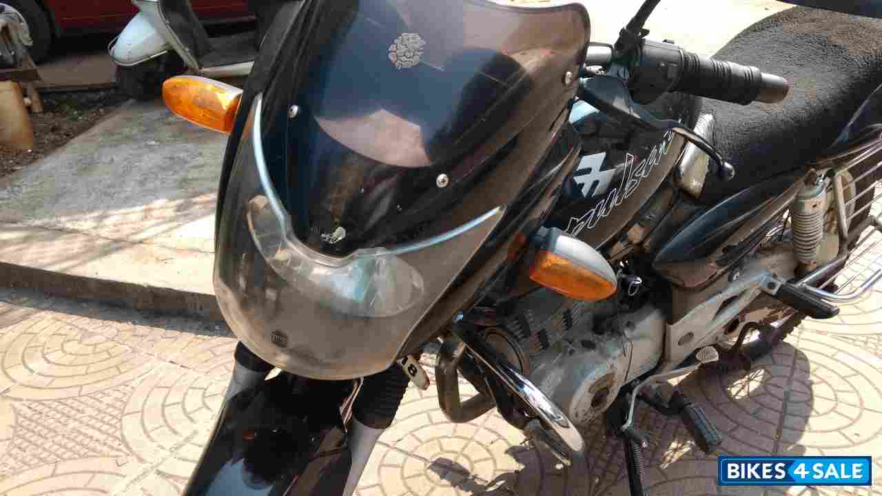 Black Bajaj Pulsar 150 DTSi Black Bajaj Pulsar 150 DTSi