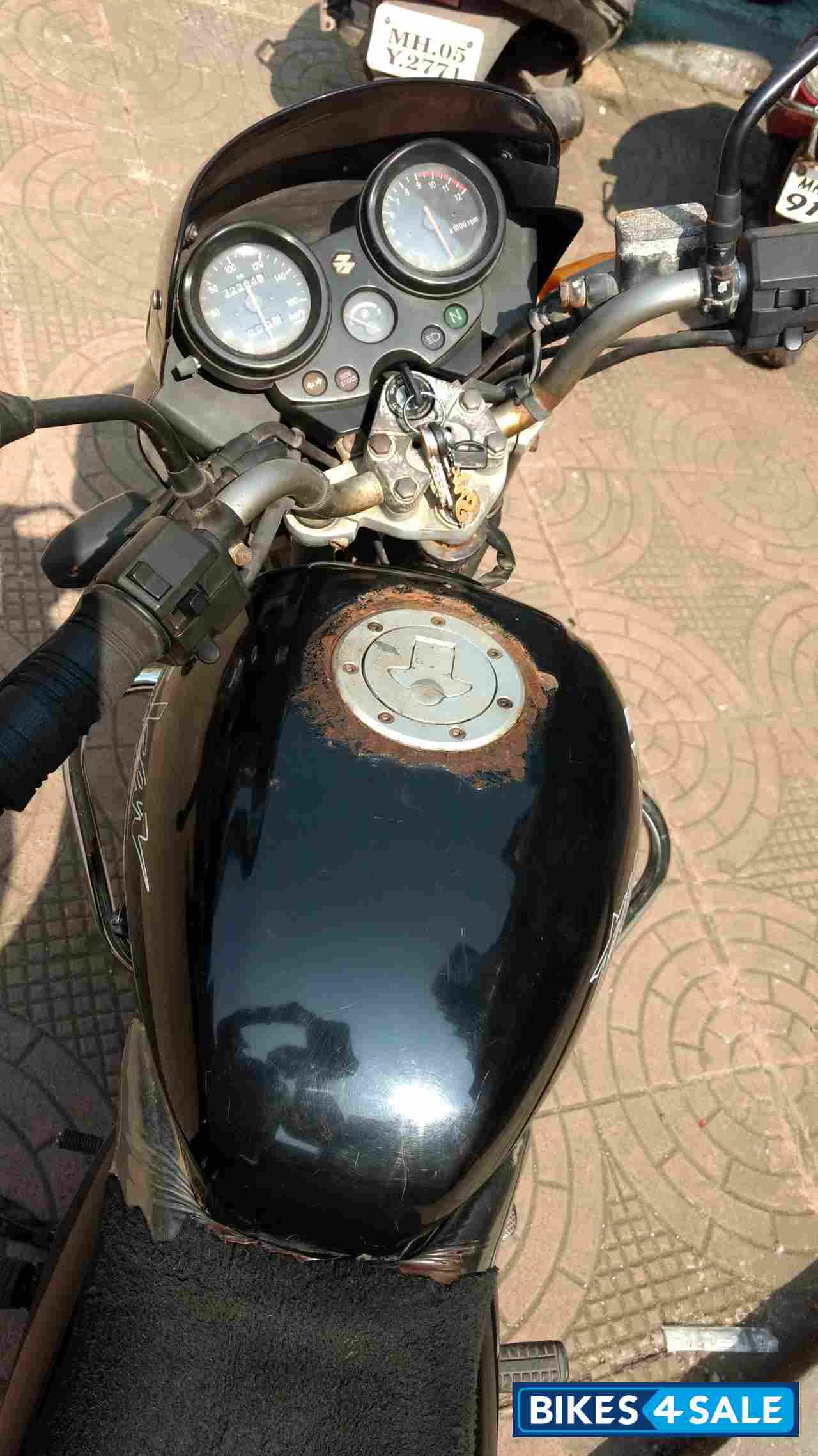 Black Bajaj Pulsar 150 DTSi Black Bajaj Pulsar 150 DTSi