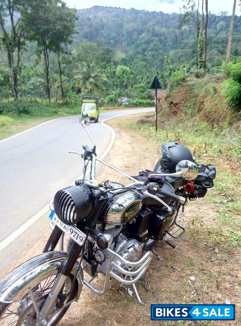 Black Royal Enfield Classic Chrome