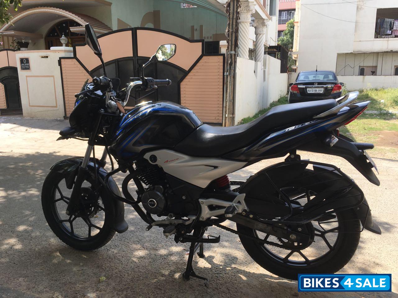 Blackblue Bajaj Discover 125 ST