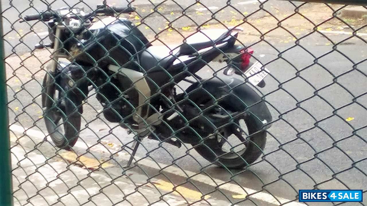 Black Yamaha FZ FI V2