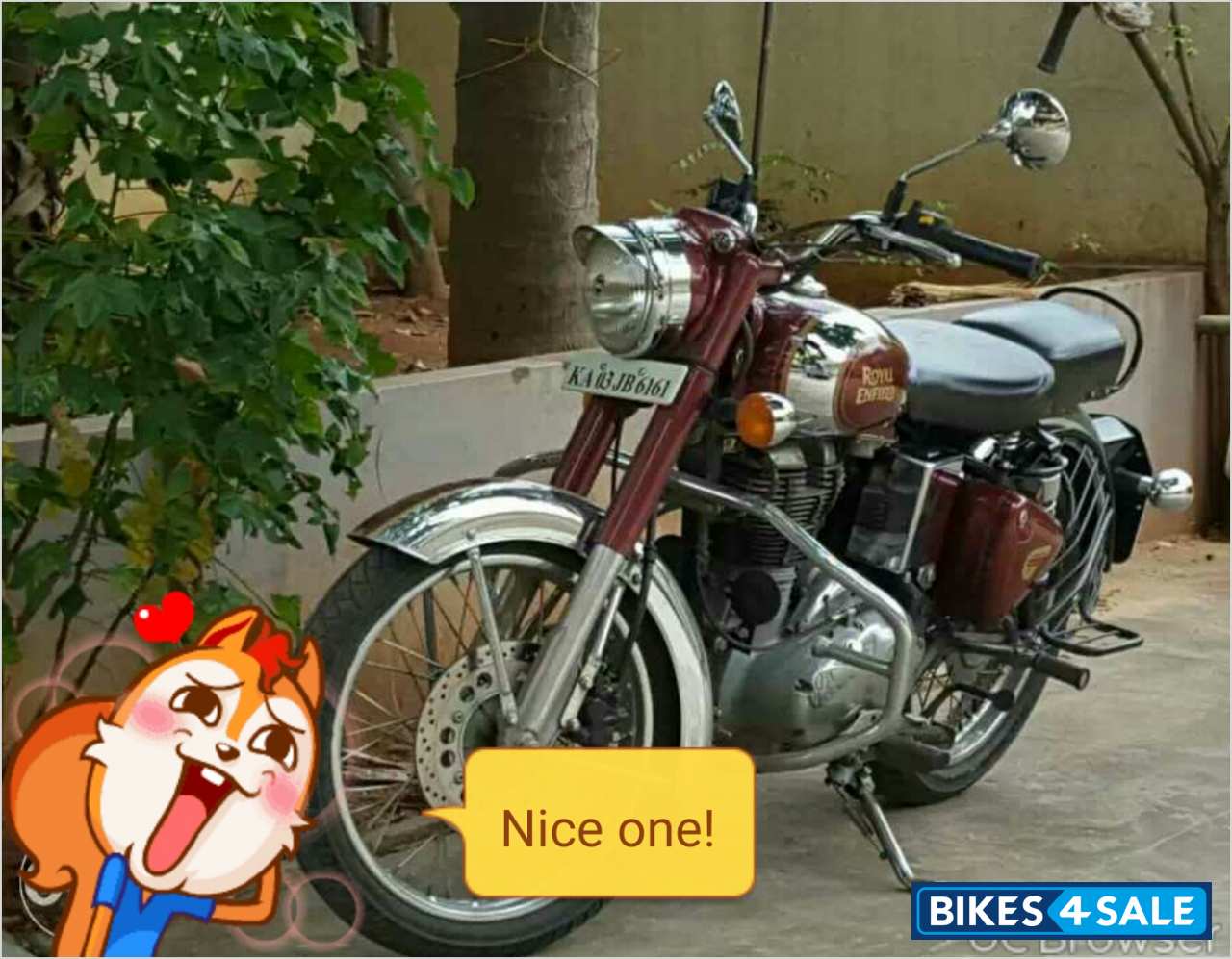Maroon Royal Enfield Classic Chrome