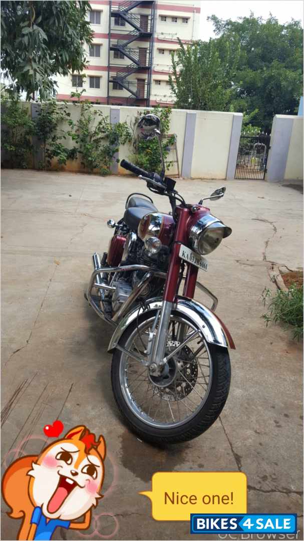 Maroon Royal Enfield Classic Chrome
