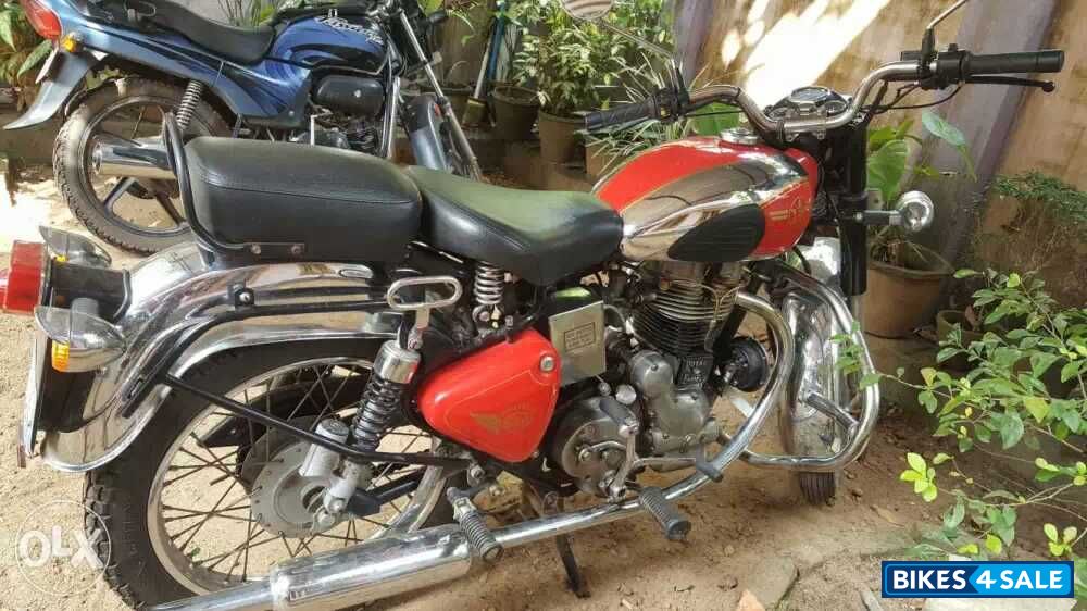Red & Chrome Royal Enfield Bullet Machismo 350 Old