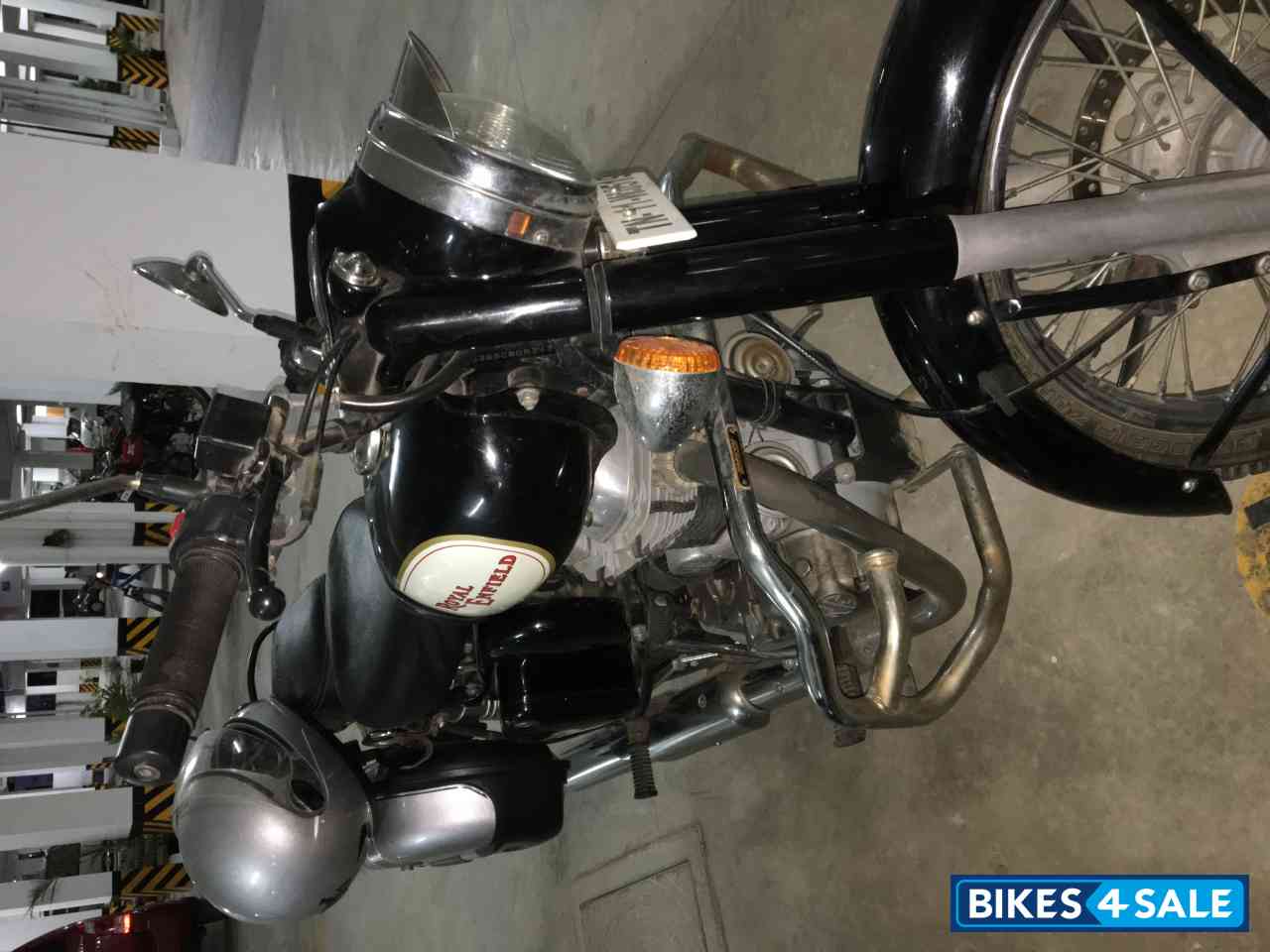 Black Royal Enfield Classic 350