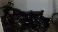 Black Classic Royal Enfield Classic 350