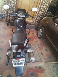 Black Bajaj Pulsar 200 DTSi