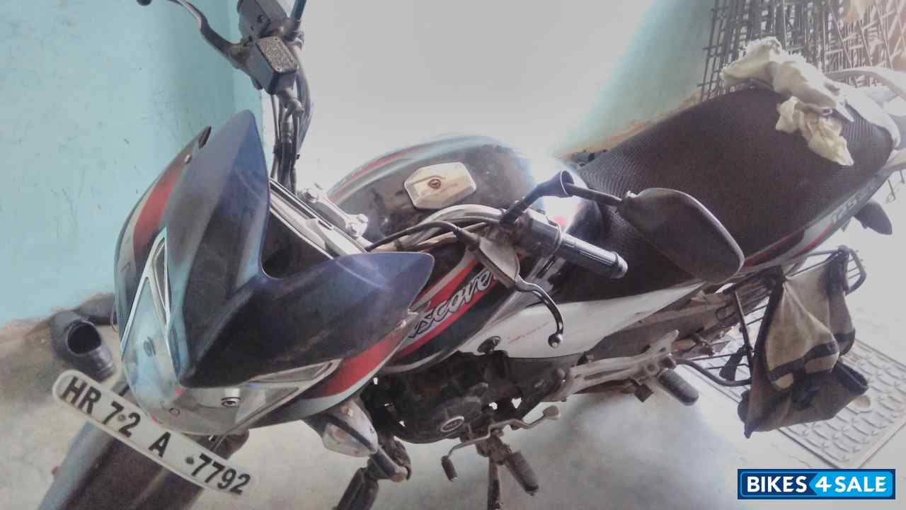 Red Black Bajaj Discover 125 ST